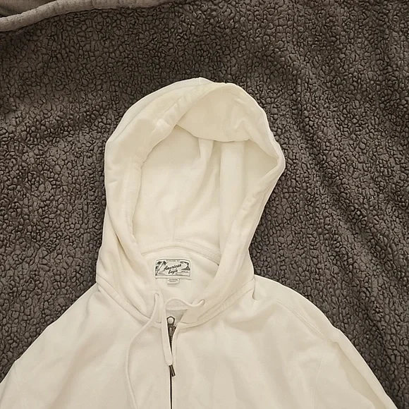 Mens American Eagle White Sweater with hoodie